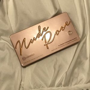 BH cosmetics eyeshadow palette